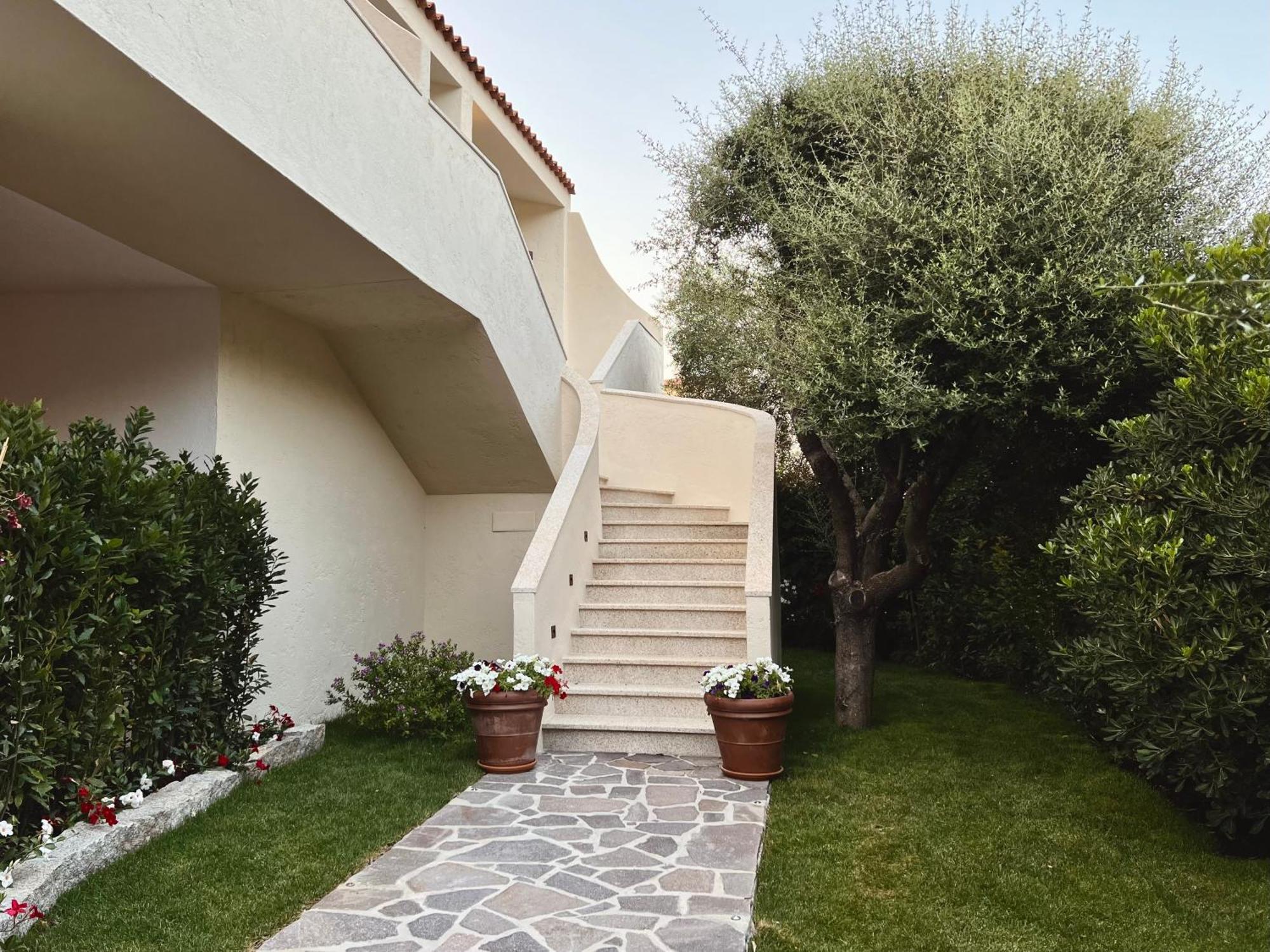 Hotel Borgo Antico San Pantaleo Exterior foto